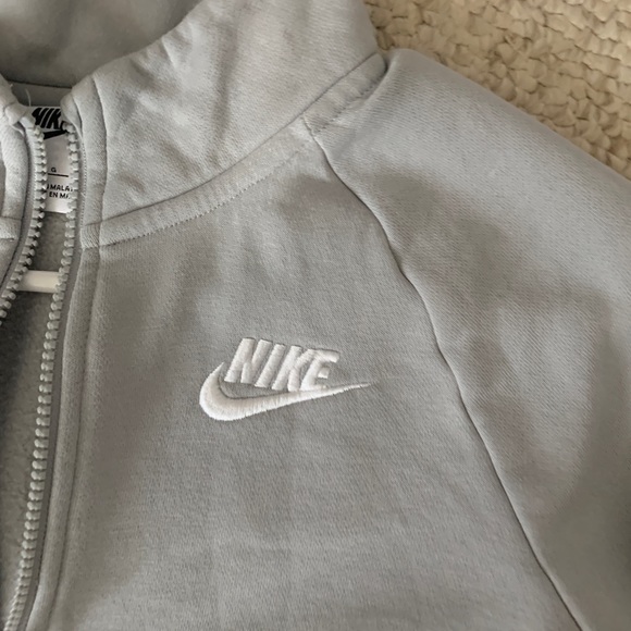 Nike 1/4 Zip Grey Sweatshirt Kids Large - Picture 2 of 6